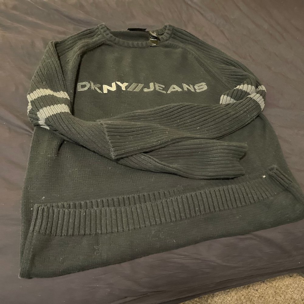 Sweater - Picture 4 of 7